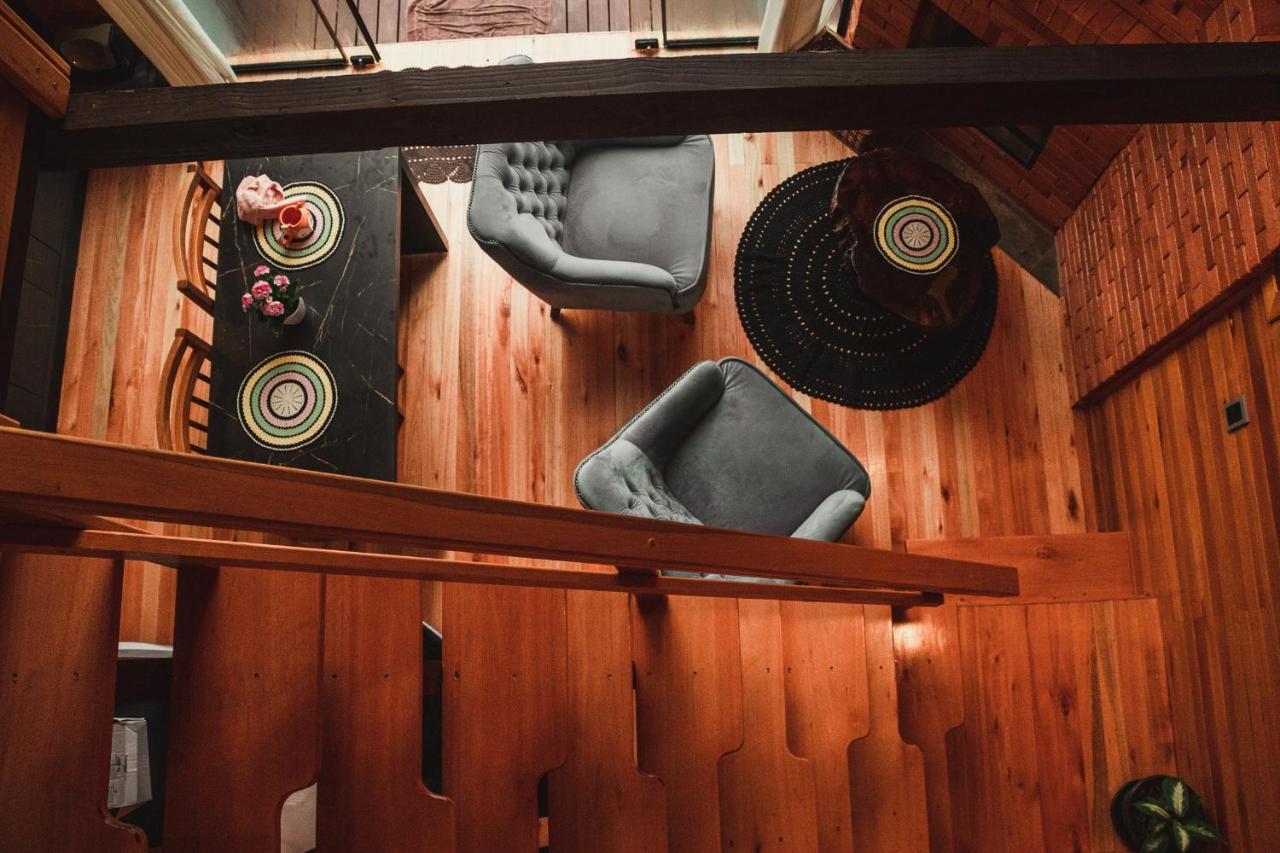 Chale Romantico Com Banheira De Hidromassagem E Lareira Distrik Bom Retiro Bagian luar foto