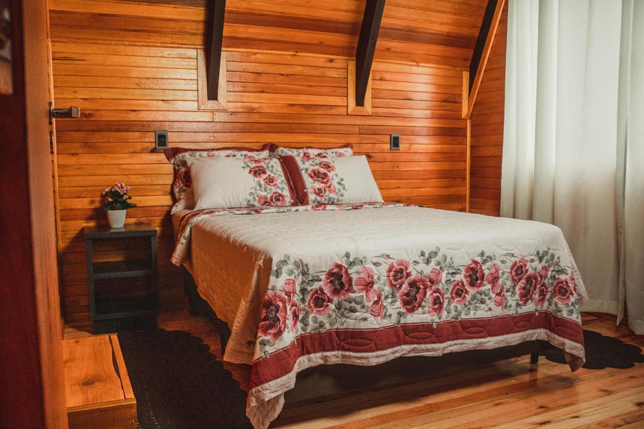 Chale Romantico Com Banheira De Hidromassagem E Lareira Distrik Bom Retiro Bagian luar foto